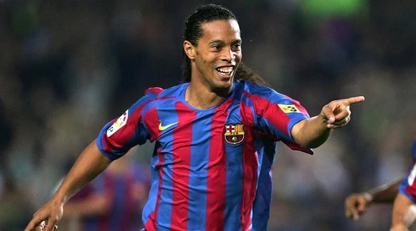 Những thông tin liên quan đến tiểu sử cầu thủ Ronaldinho