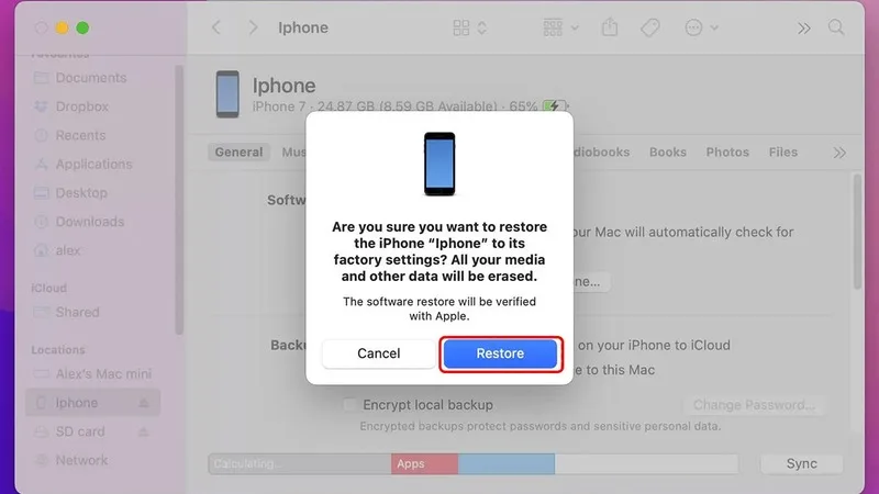 Khôi phục toàn bộ iPhone từ backup có thể ảnh hưởng dữ liệu hiện tại nên cần kiểm tra kỹ trước khi thực hiện.